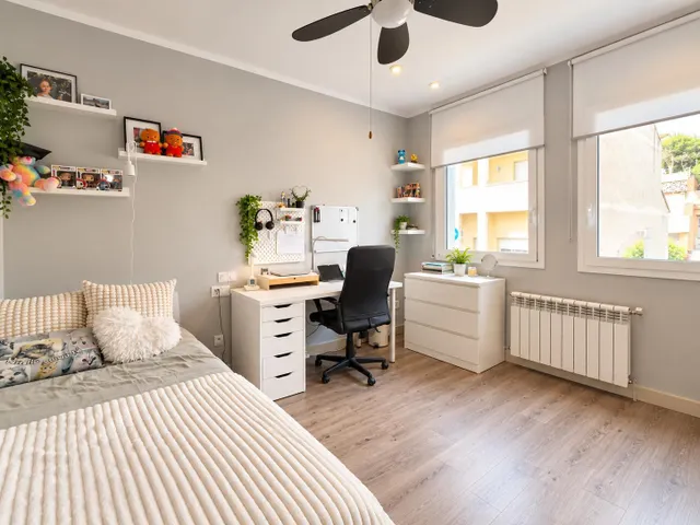 Vivienda esquinera con garaje — 18