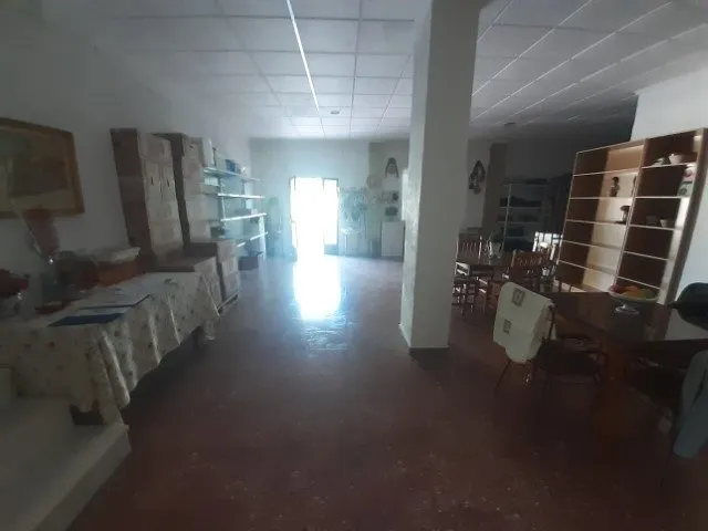 Casa vallada en la ciudad — 8