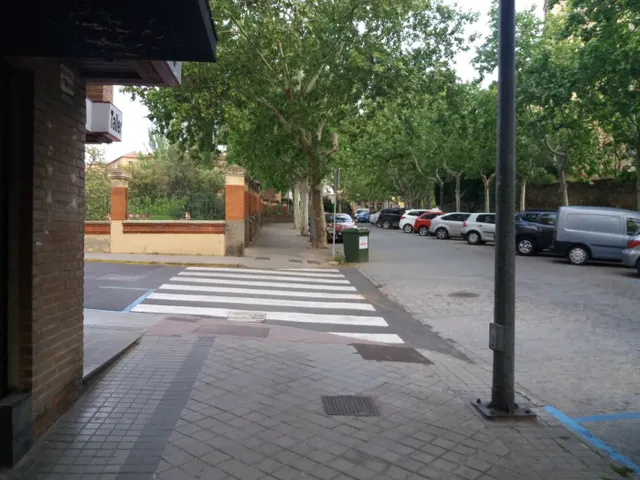 ALQUILER.-.GARAJE.-.CALLE MORILLO.-.24 METROS.- — 24