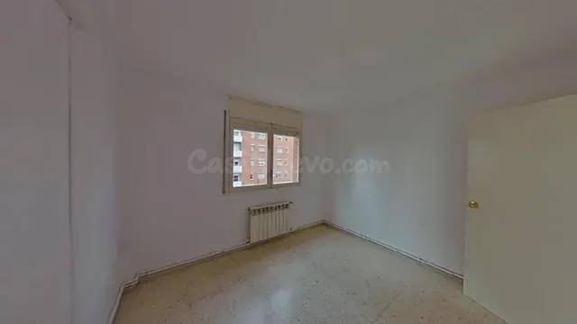 PISO OCUPADO 4 habitaciones, 2 BALCONES, PLANTA 3 CON ASCENS - foto 3