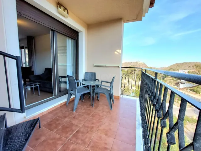 Ático de 2 dormitorios y amplia terraza solárium en Los Coll - foto 4