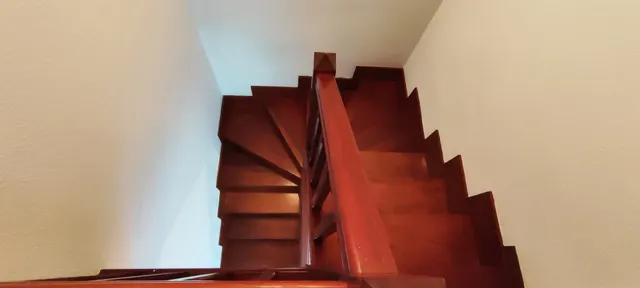 CHALET CON JARDÍN A UN PASO DEL CENTRO DE TORRELAVEGA.- — 11