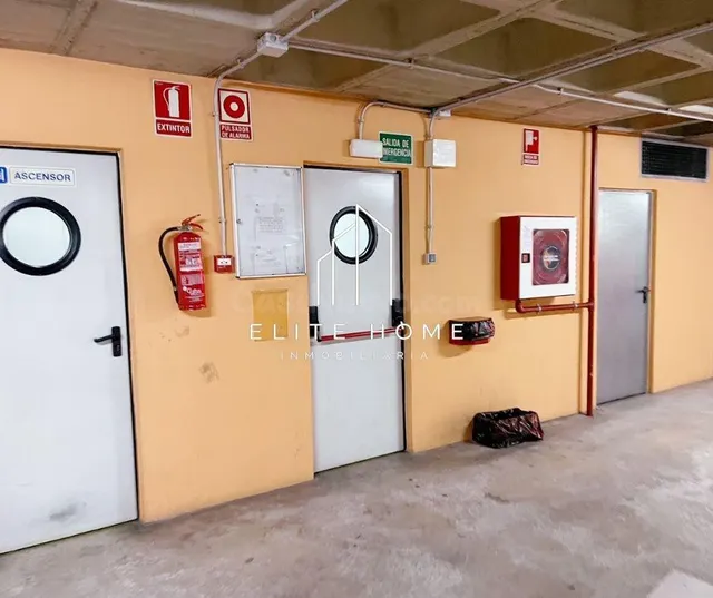 PLAZAS DE GARAJE EN VENTA EN ZONA CENTRO - foto 3