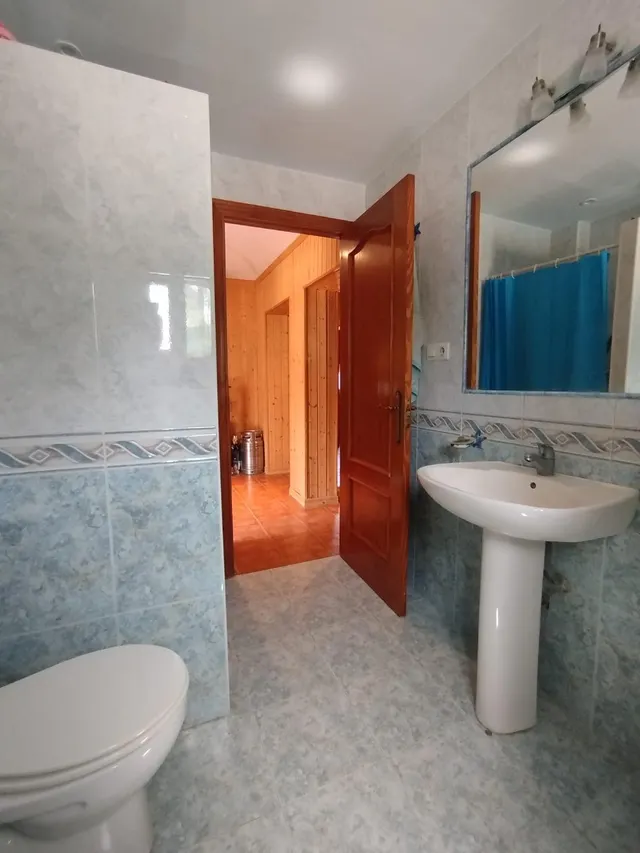 Amplio Chalet en Chiclana de la Frontera con Piscina y Gran Parcela — 9