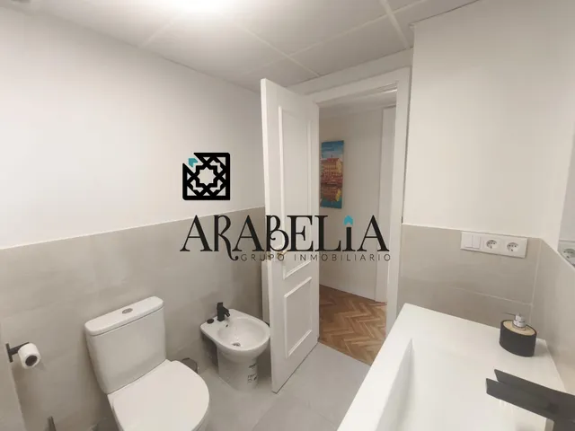 ¡Espectacular piso con LICENCIA TURÍSTICA, garaje y trastero en el CENTRO! — 13