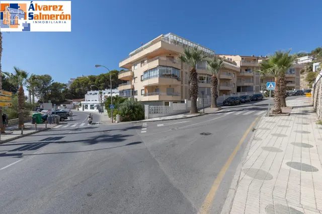 ¡exclusivo apartamento en primera linea de playa con reforma integral de alta gama! — 41