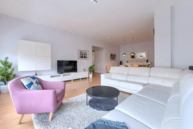 Se vende Espectacular piso con licencia turística a 7 min del Casco Viejo — 3