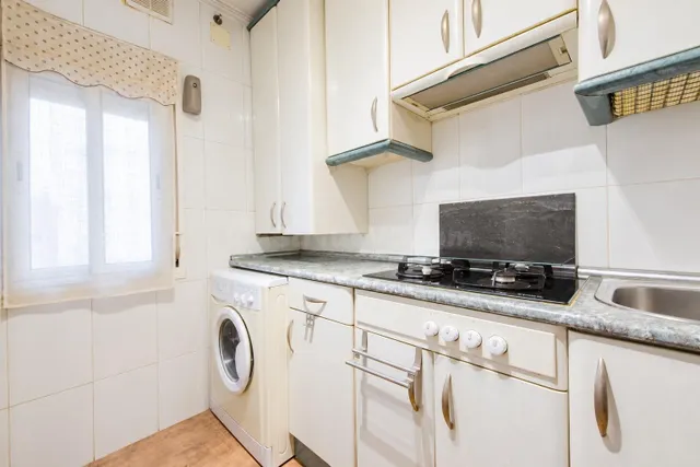 vivienda en planta baja , en la zona de Metro Estrella. - foto 5
