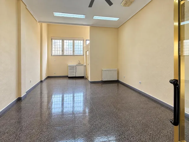 Local comercial 39m² en venta - Peñagrande — 10