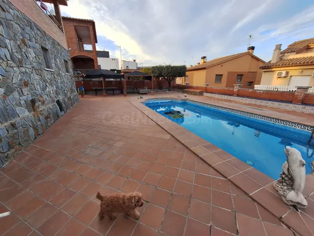 FANTÁSTICA CASA DE 4 VIENTOS CON PISCINA PRIVADA - foto 3