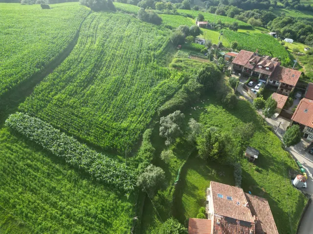 BONITO TERRENO URBANO CON VISTAS EN RUISEÑADA (COMILLAS) — 3