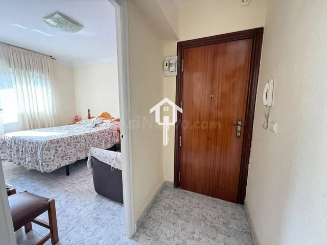 PISO EN VENTA EN ALICANTE. 66m2, 3 habitaciones, 1 BAÑO, CUARTA PLANTA SIN ASCENSOR. ZONA DE ALTOZANO — 3