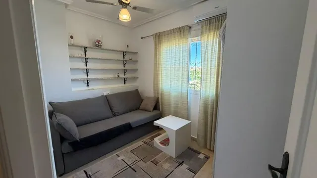 Villa en venta - Playa Flamenca — 13