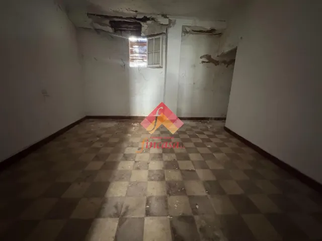 Estupenda casa para reformar en pleno centro — 7