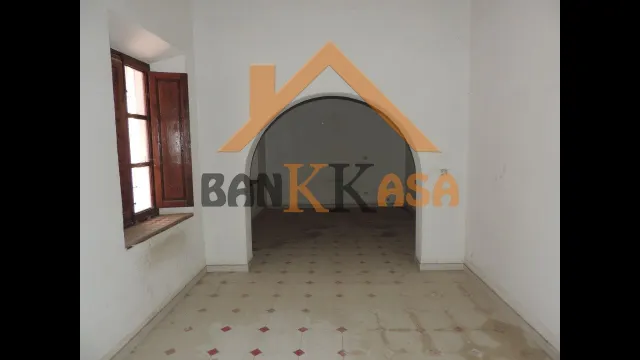 SE VENDE CASA ANTIGUA EN BERJA ZONA MERCADO DE ABASTOS — 5