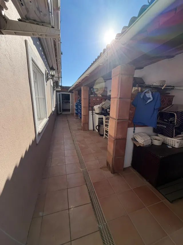 UNIFAMILIAR EN VENTA EN CALLE JUAN GRIS — 21
