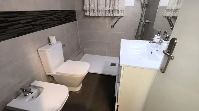 ¡AMPLITUD, LUZ Y 4 habitaciones EN GRANOLLERS! — 23