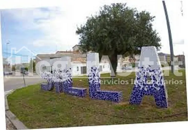 TERRENO URBANO junto Av. Espioca — 24