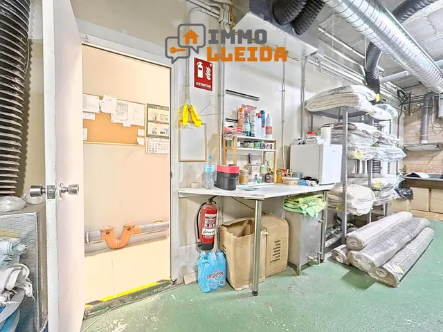 TRASPASO Negocio en pleno rendimiento — 27