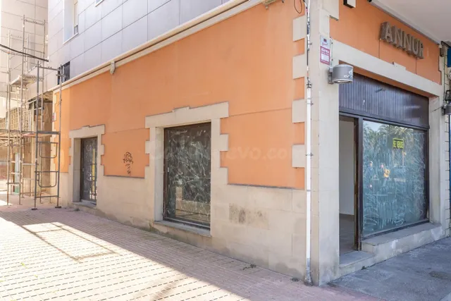 LOCAL CENTRO DE SAN VICENTE DE LA BARQUERA - foto 2