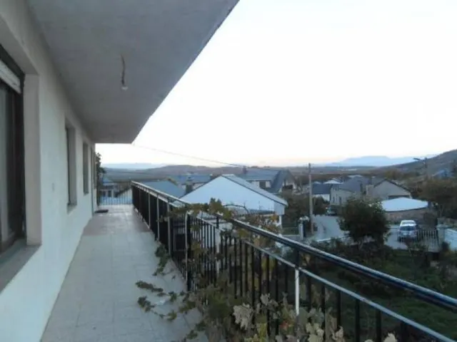 MAGNIFICA CASA EN CORULLÓN, IDEAL PARA TURISMO RURAL — 11