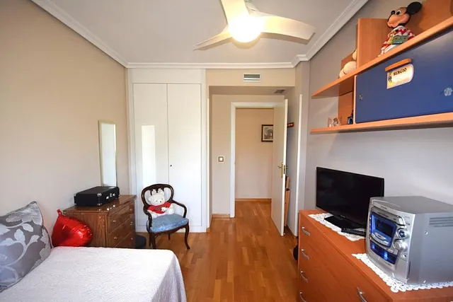 Vivienda de 4 dormitorios en una de las mejores zonas de rivas — 23
