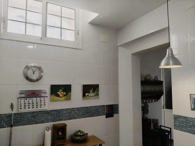 Se vende piso en cadiz , zona centro - mercado — 34