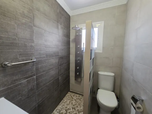 ADOSADO DE 2 habitaciones CON TERRAZA Y PISCINA COMUNITARIA — 18