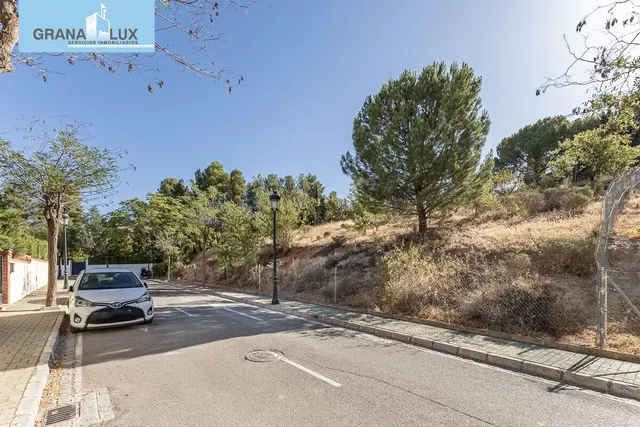 PARCELA 610 M2 EN CORTIJO DE LA LUZ, OTURA. — 4