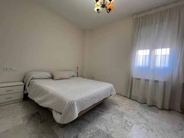 PISO 2 habitaciones CON PATIO EN EL CENTRO — 9