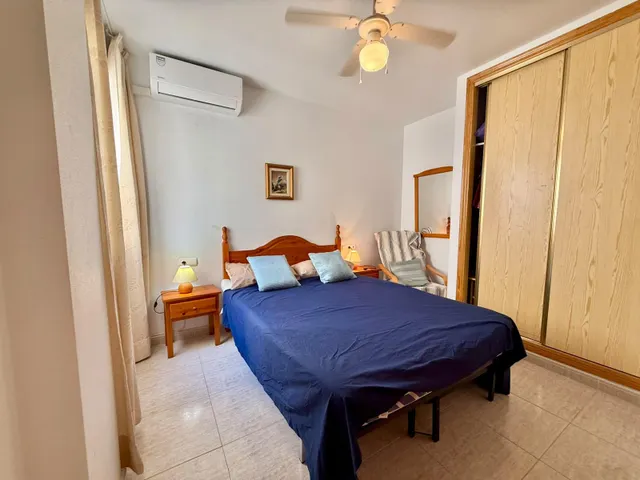 Ático con piscina comunitaria, Alicante, Torrevieja. 2 habitaciones | 63 m2 | A 100 metros del mar — 8