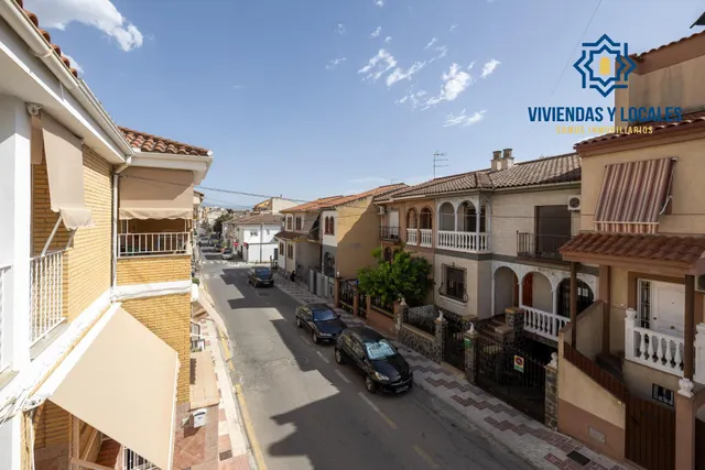 FANTASTICA CASA ADOSADA EN MARACENA — 21