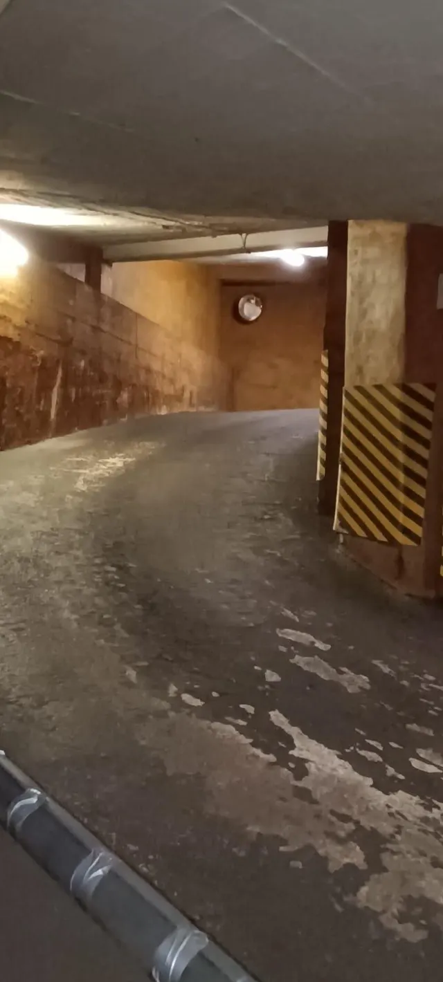 Oportunidad de Inversión: Parking en el Centro de Sant Boi de Llobregat — 12