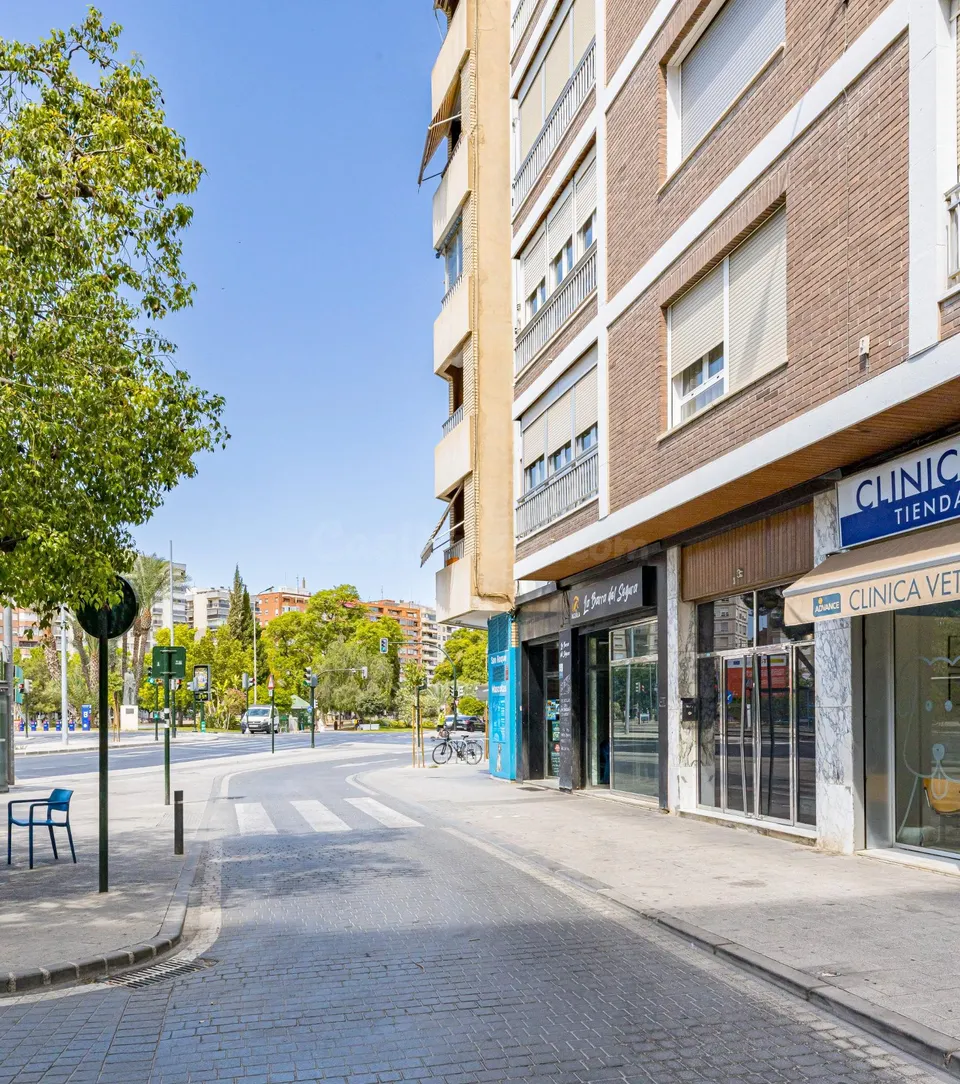 Vivienda muy luminosa en plaza Cruz Roja