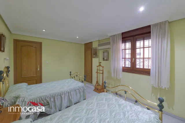 Casa/Chalet en Maracena a 1 minuto del metro — 16