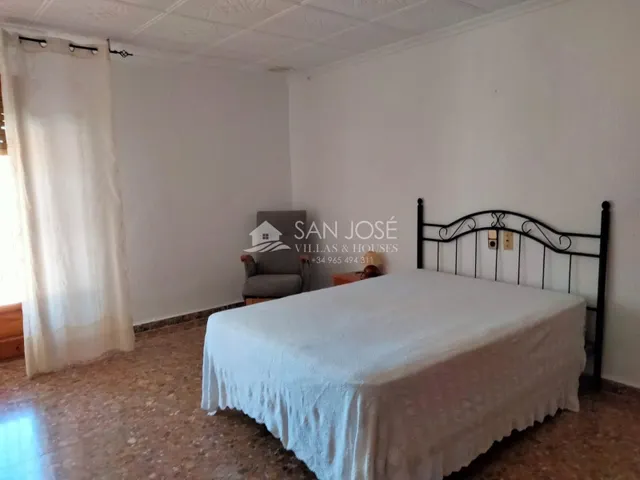 SE VENDE CHALET EN ELCHE — 10