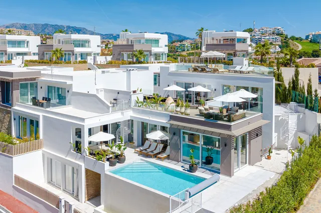 Chalet 9 habitaciones 476m² en venta - Riviera del sol