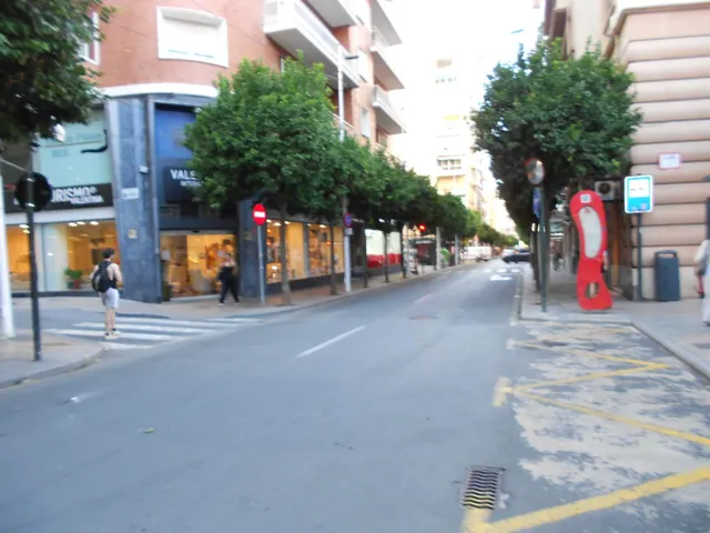 Se alquila oficina en zona Catedral — 11