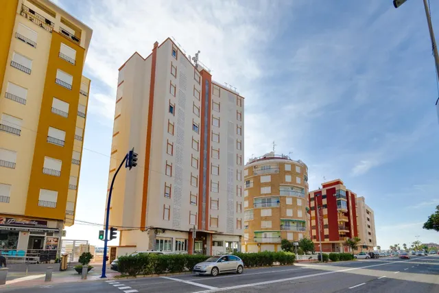 apartamento reformado con vista al mar — 31