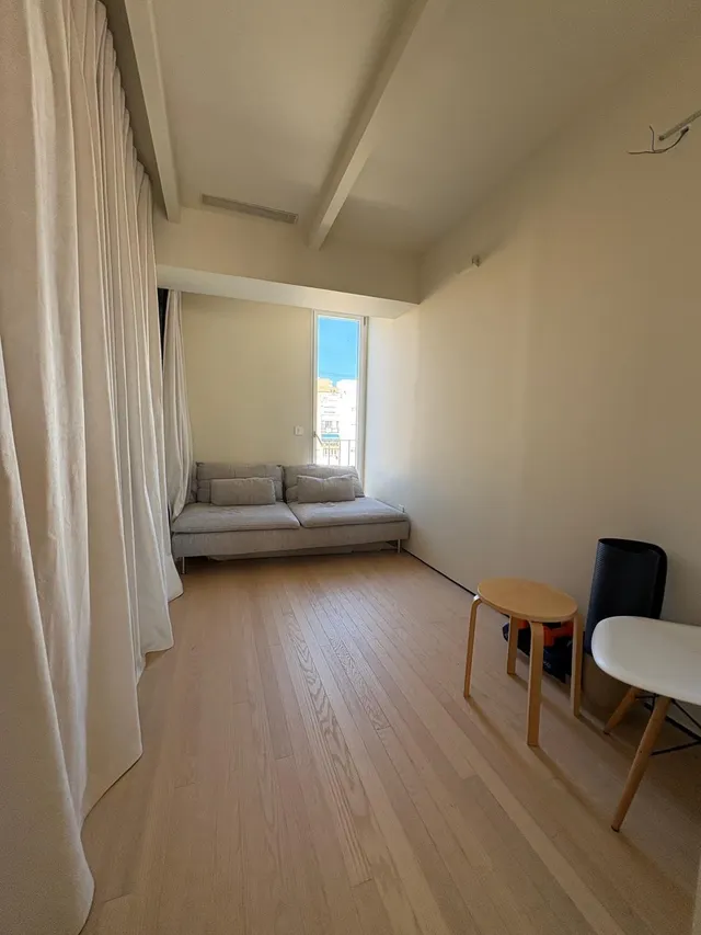 ATICO DE DISEÑO RECIÉN REFORMADO EN EXPOSICIÓ CON 2 habitaciones — 21