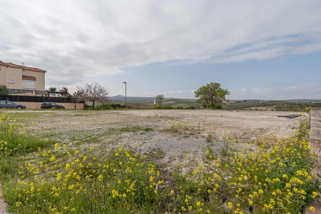 Parcela urbana de 985 m2 en Cúllar Vega (El Ventorrillo) — 11