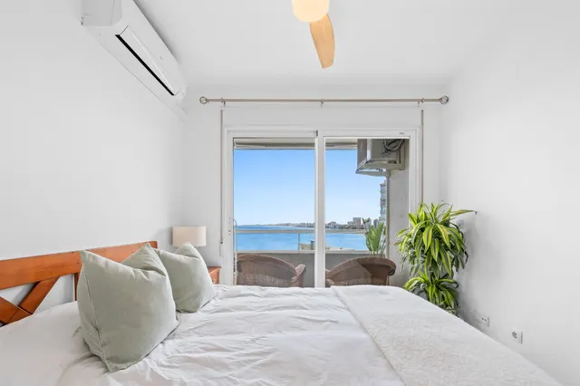 Precioso apartamento con vistas al mar - playa muchavista — 12