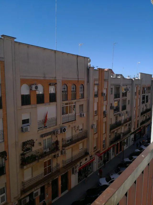 PLAZA DE GARAJE AVDA. REYES CATÓLICOS-HISPALIS — 2