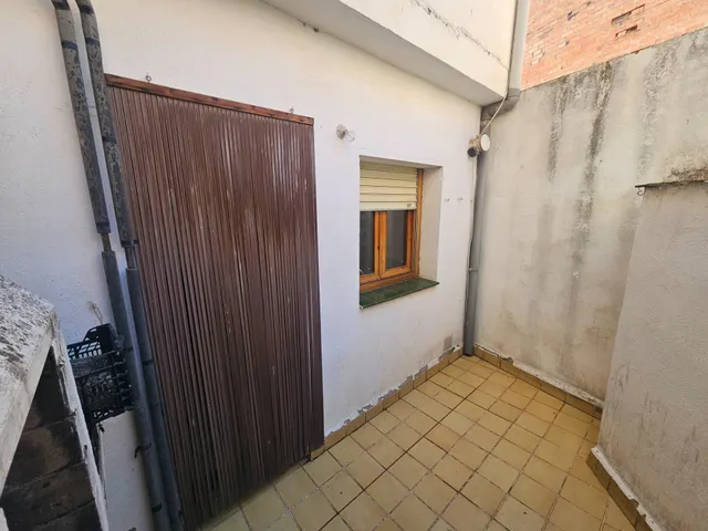 Casa con garaje, patio, balcón y terraza en Alguaire — 12