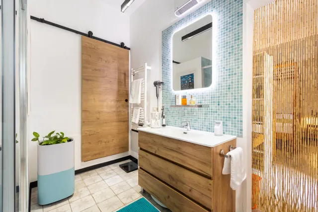 Casa unifamiliar en venta  con piscina privada, 5 dormitorios y amplio patio en Málaga — 21