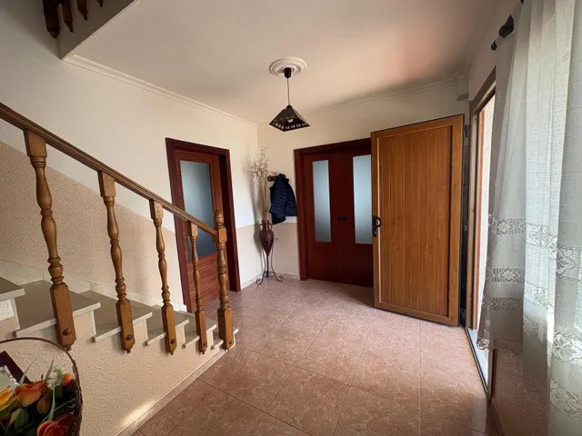 Se vende chalet independiente en Algeciras, zona colonia san miguel. — 18