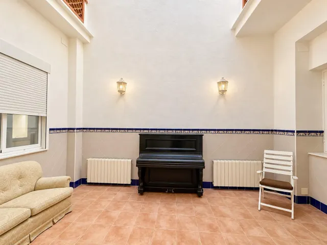 Casa señorial en el casco histórico de Carlet | 360 m2 y 3 plantas — 11