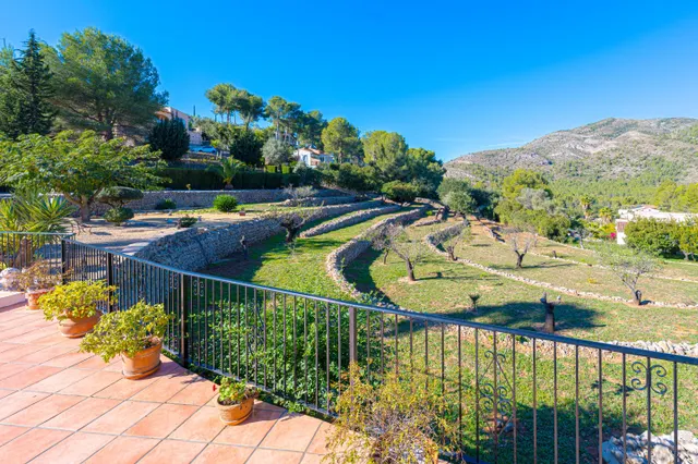 Finca Valleverde. Encantadora villa de una sola planta en venta en Llíber con una gran parcela. — 6