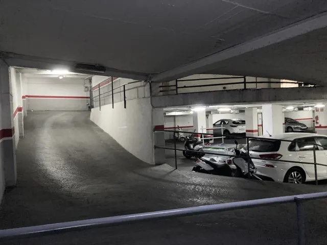 VENTA PLAZA DE GARAJE  EN C/ FRA PERE BALAGUER, 60 — 6