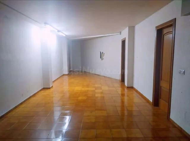 Gran casa señorial esquinera en el Centro de la población - foto 2